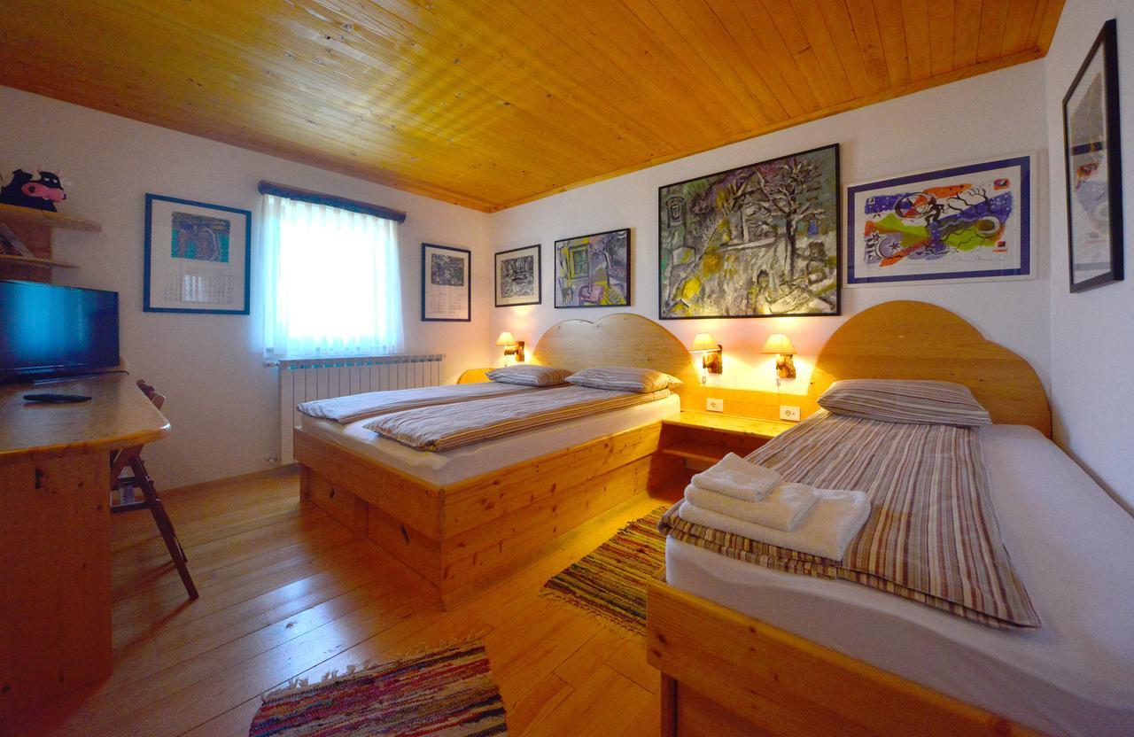 צרני לוג Kod Korita Rooms מראה חיצוני תמונה
