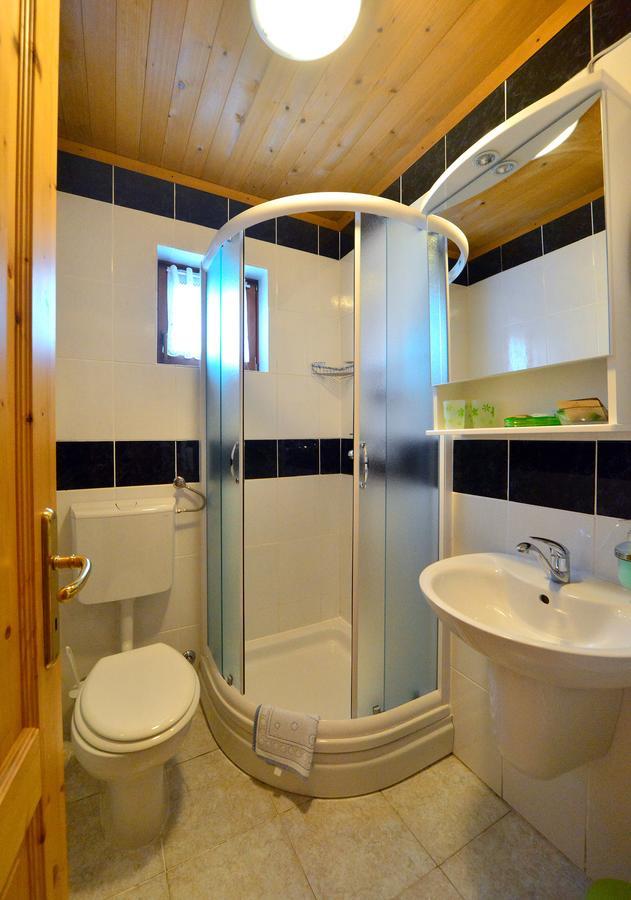 צרני לוג Kod Korita Rooms מראה חיצוני תמונה